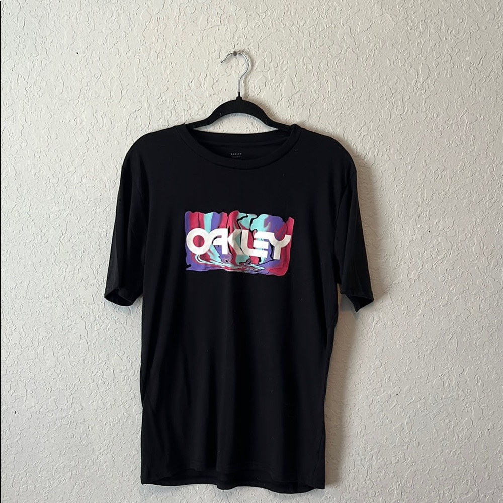 Oakley Black Short Sleeve Tee with Vibrant Logo